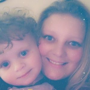 Meet your Posher, Nora